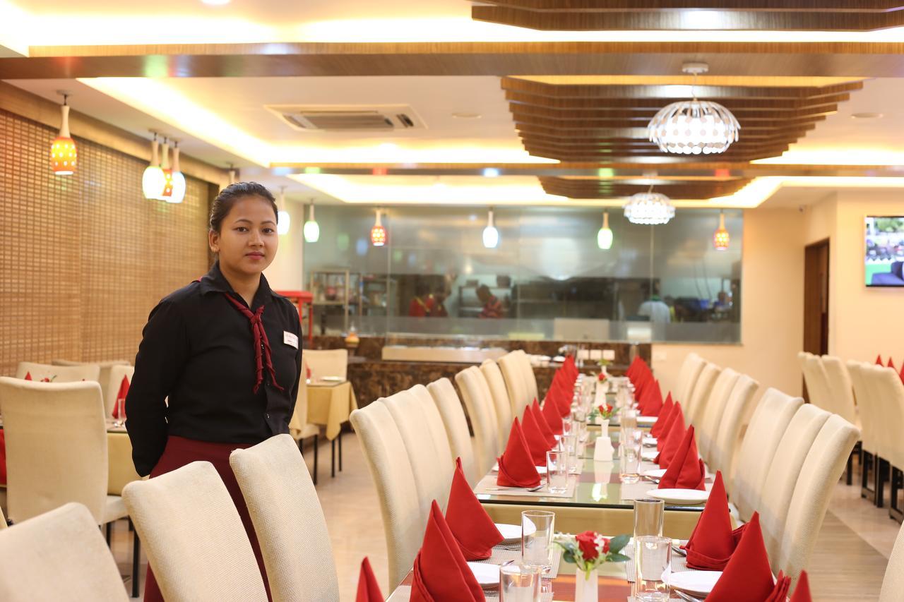 Hotel Harrison Palace Biratnagar Extérieur photo