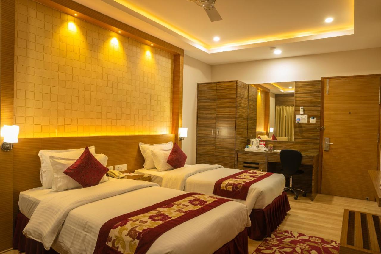 Hotel Harrison Palace Biratnagar Extérieur photo