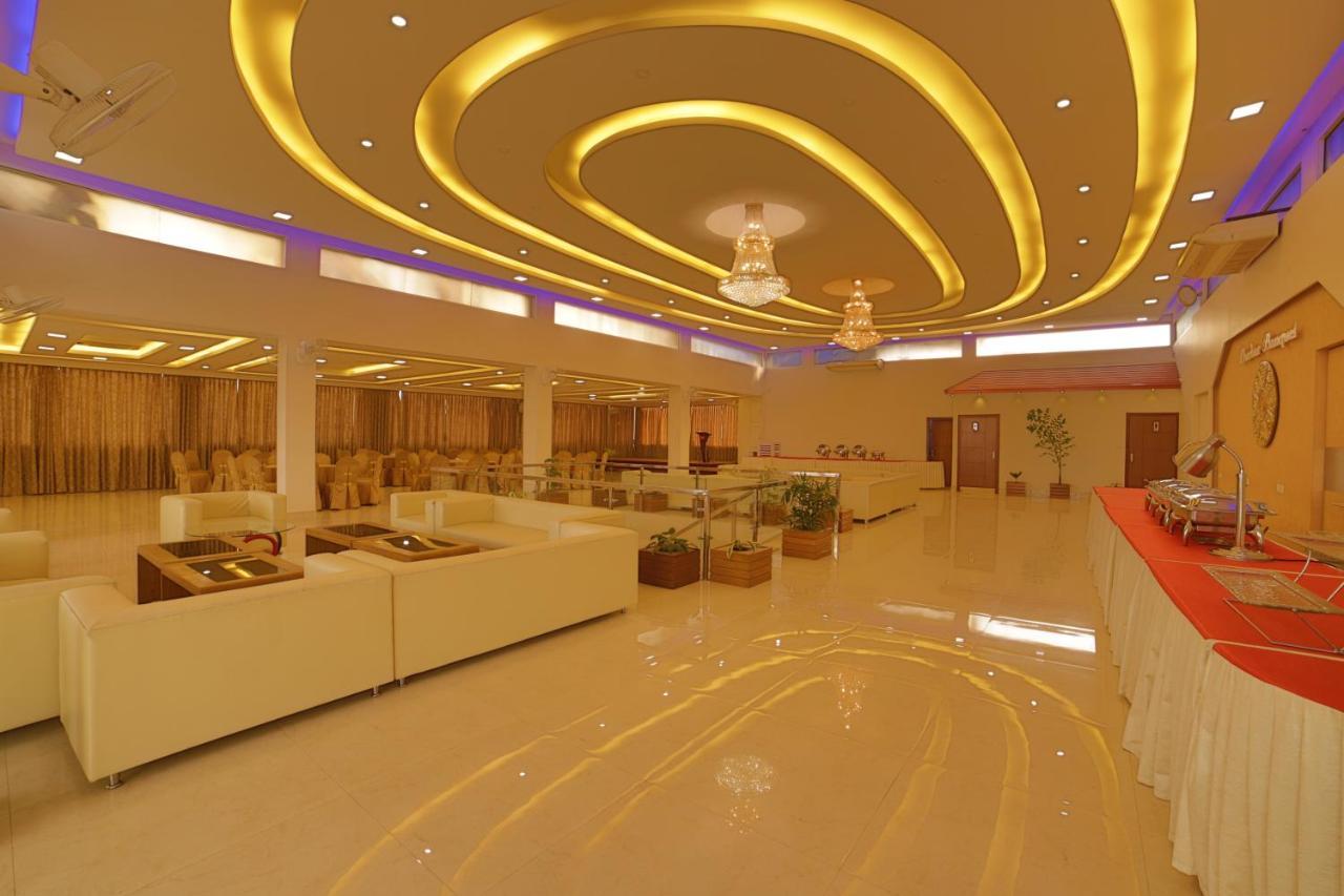 Hotel Harrison Palace Biratnagar Extérieur photo