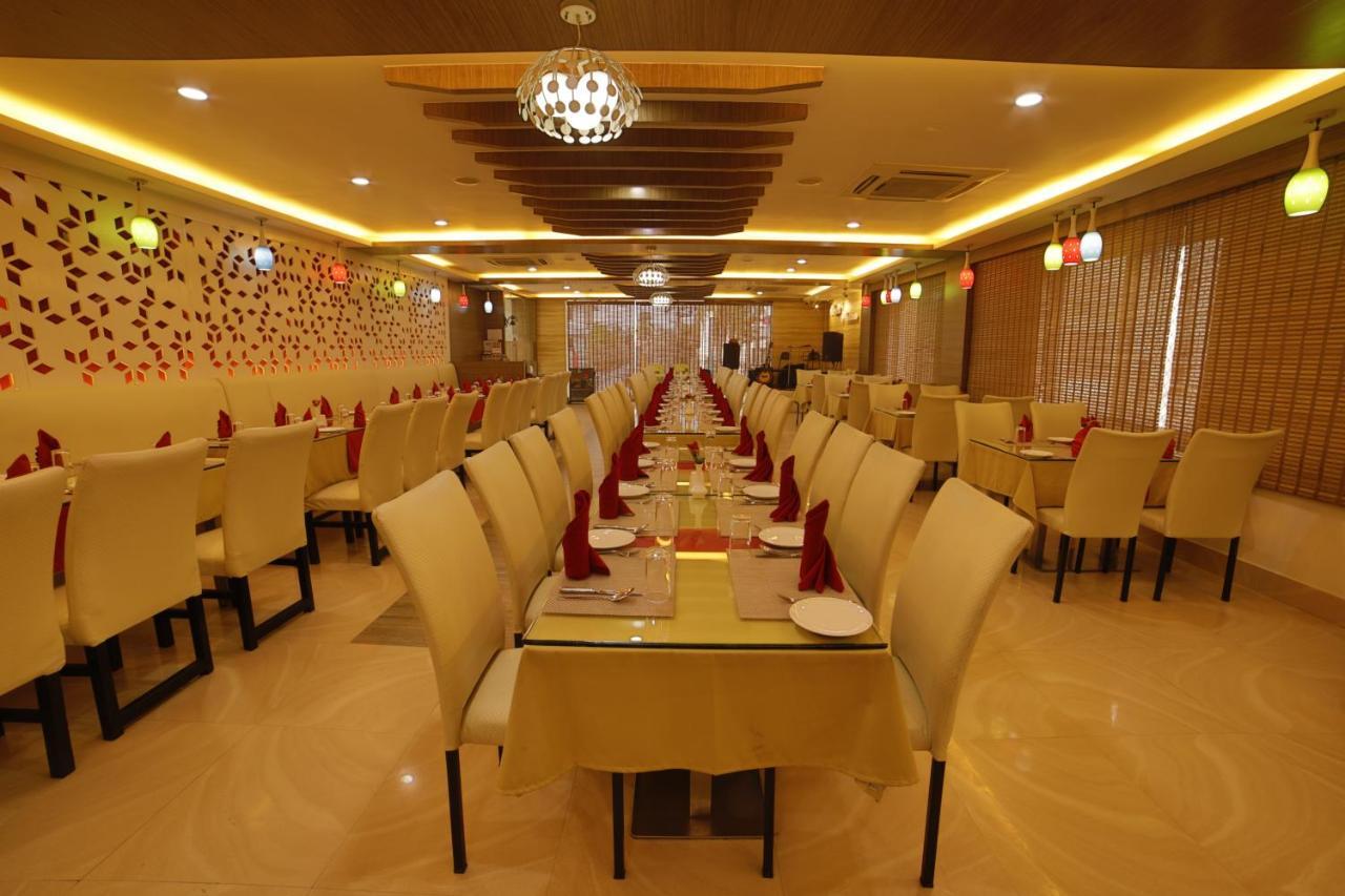 Hotel Harrison Palace Biratnagar Extérieur photo