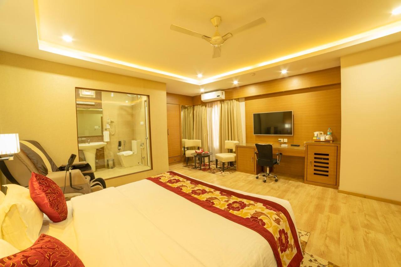 Hotel Harrison Palace Biratnagar Extérieur photo